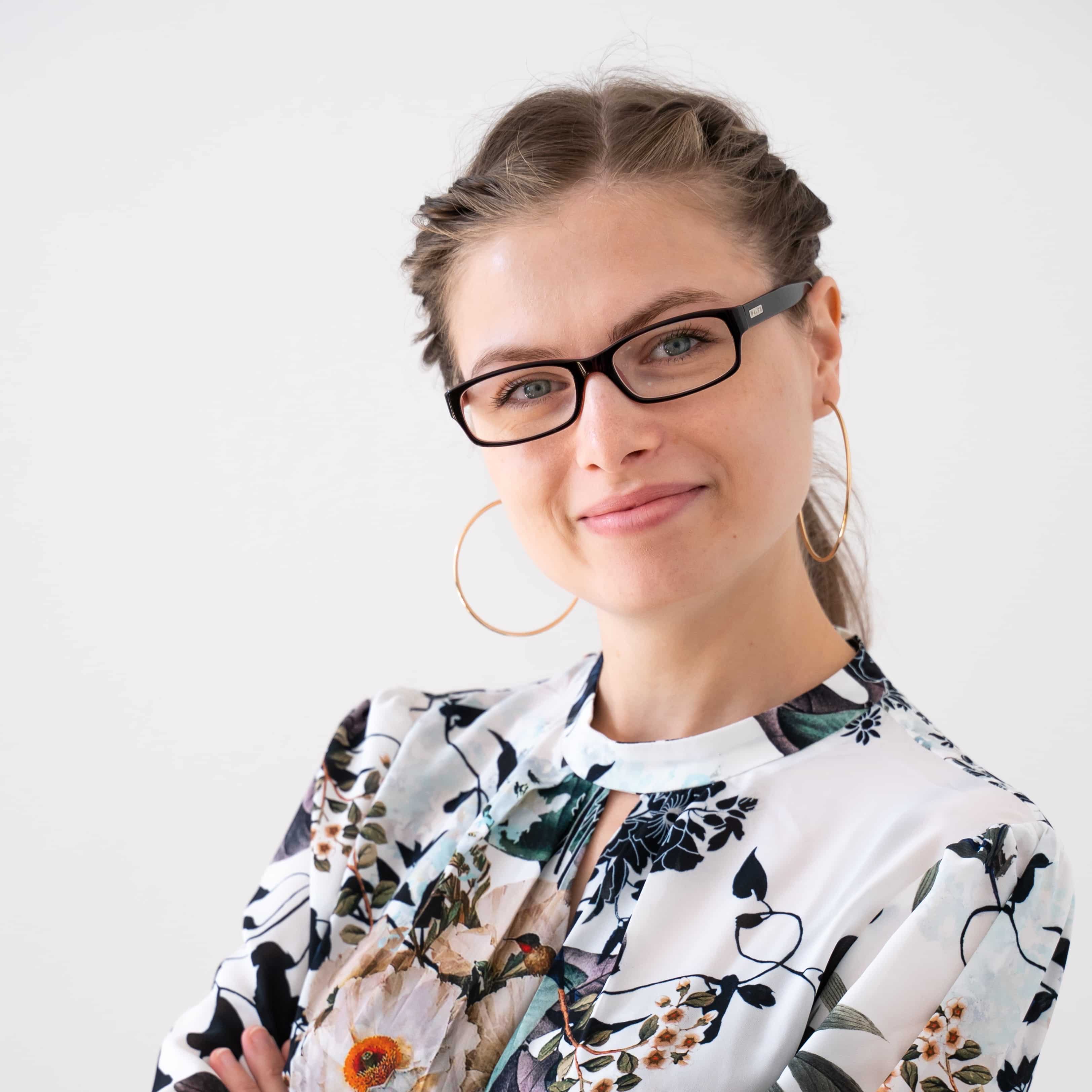 Olga Mikulska, Office Manager
